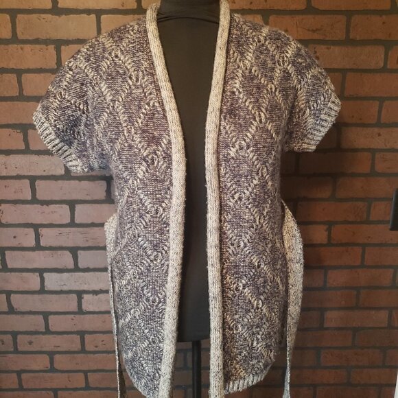 BKE Sweater Navy & Silver Short Sleeve Sweater - Picture 1 of 11